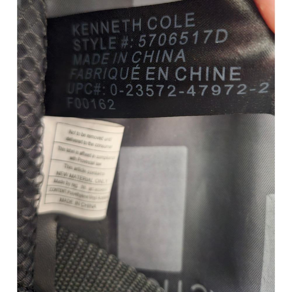 Kenneth Cole Reaction Blue Soft Rolling Carry On Suitcase Luggage RUGGED Vintage - Picture 11 of 13